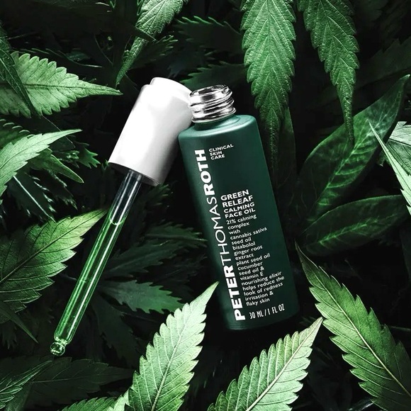 Peter Thomas Roth Green Releaf Calming Face Oil - Picture 2 of 3